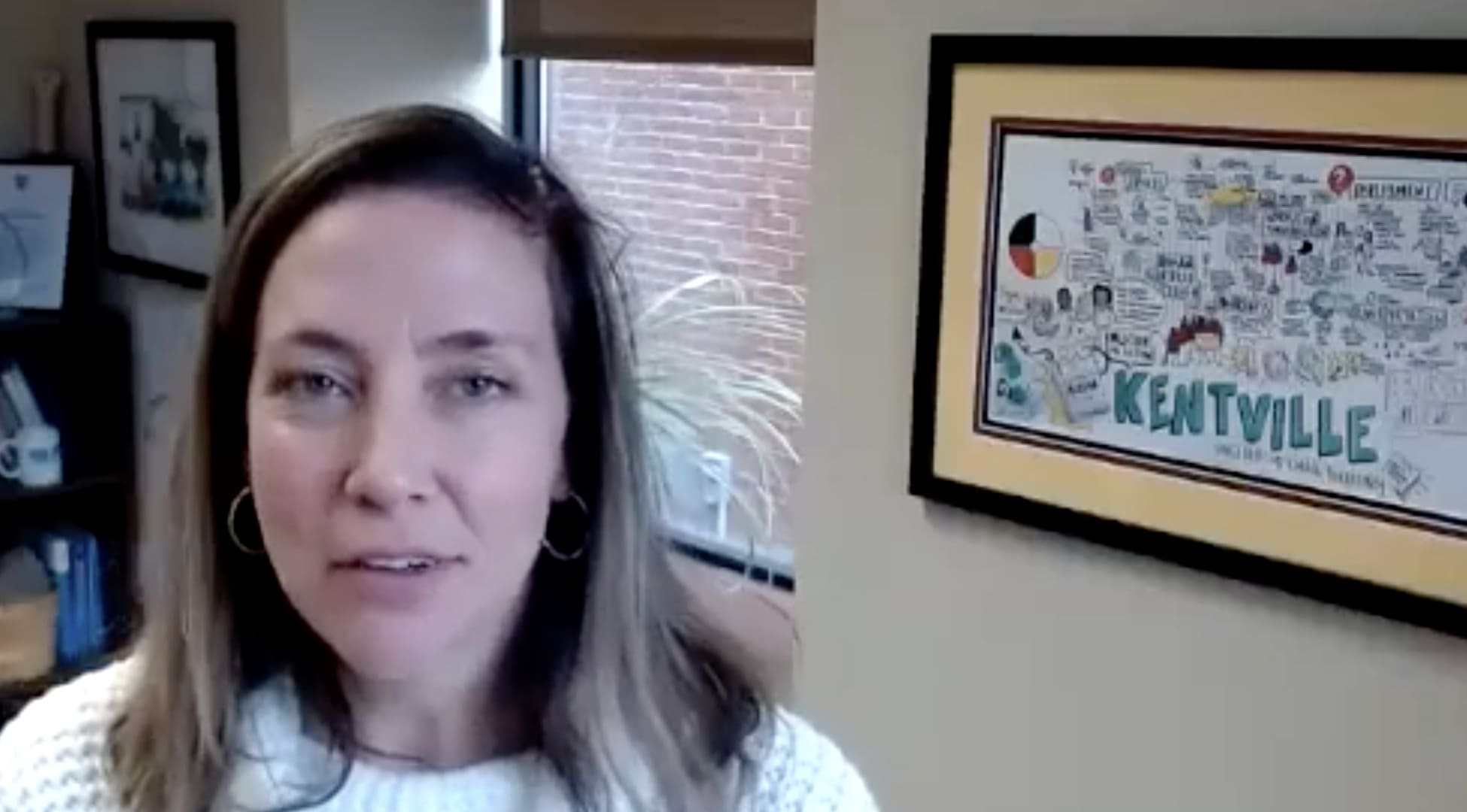 Photo of Rachel Beddingfield. Rachel is has shoulder length brown hair